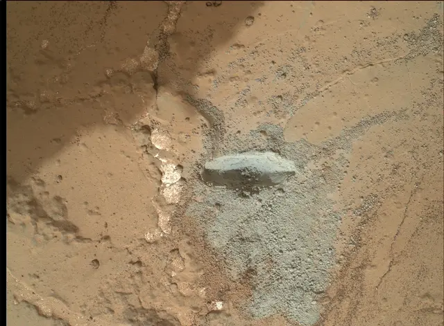 Sol 176: Mars Hand Lens Imager (MAHLI)