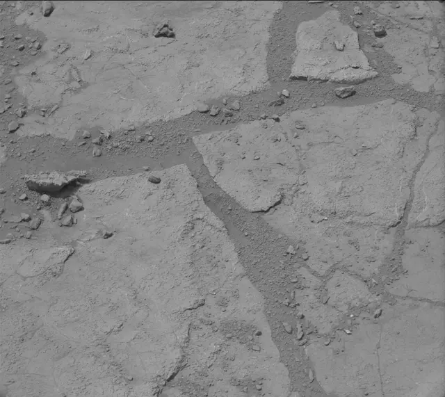 Sol 177: Mast Camera (Mastcam)