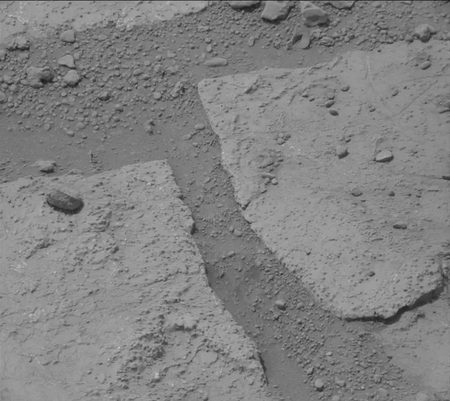 Sol 177: Mast Camera (Mastcam)