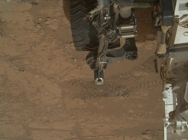 Sol 177: Mars Hand Lens Imager (MAHLI)