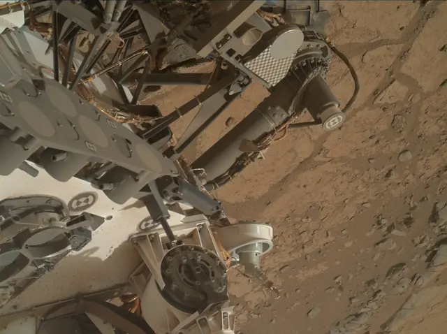 Sol 177: Mars Hand Lens Imager (MAHLI)