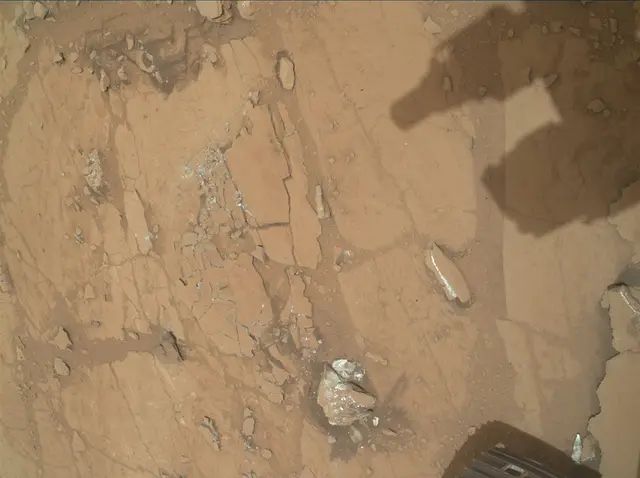Sol 177: Mars Hand Lens Imager (MAHLI)