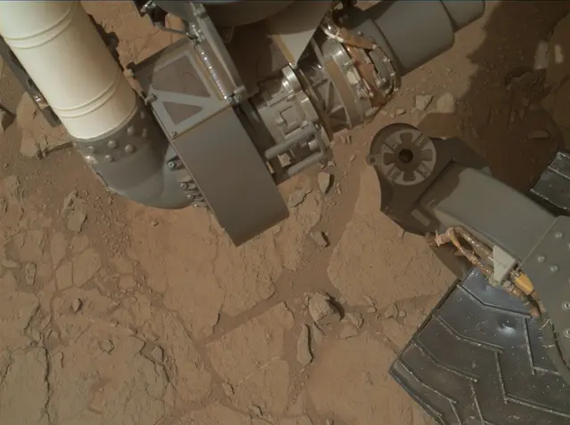 Sol 177: Mars Hand Lens Imager (MAHLI)