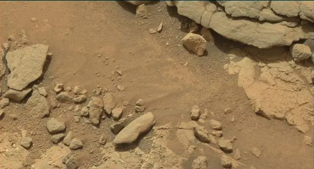 Sol 179: Mast Camera (Mastcam)