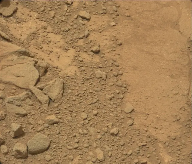 Sol 179: Mast Camera (Mastcam)