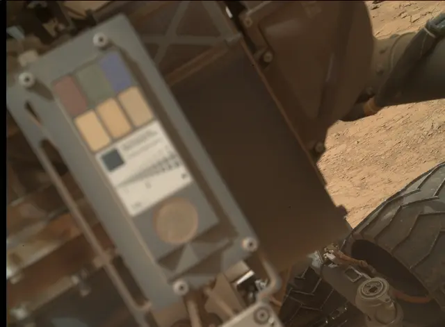 Sol 179: Mars Hand Lens Imager (MAHLI)