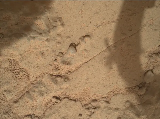 Sol 181: Mars Hand Lens Imager (MAHLI)