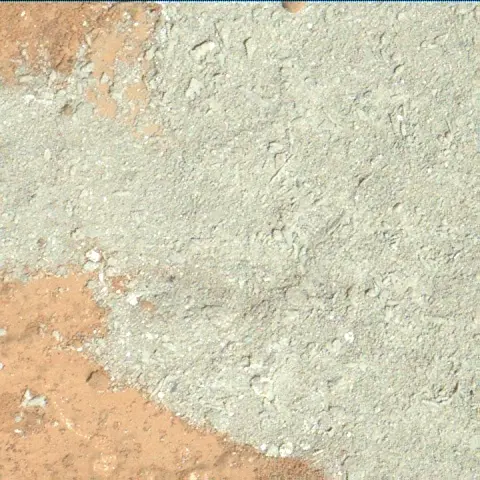 Sol 182: Mars Hand Lens Imager (MAHLI)