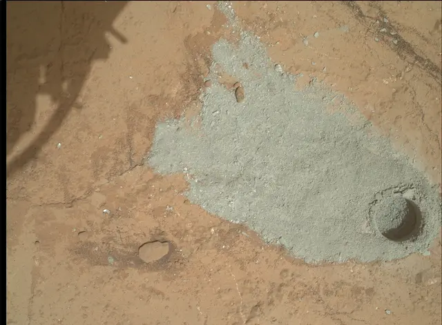 Sol 182: Mars Hand Lens Imager (MAHLI)