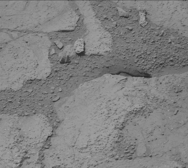 Sol 183: Mast Camera (Mastcam)