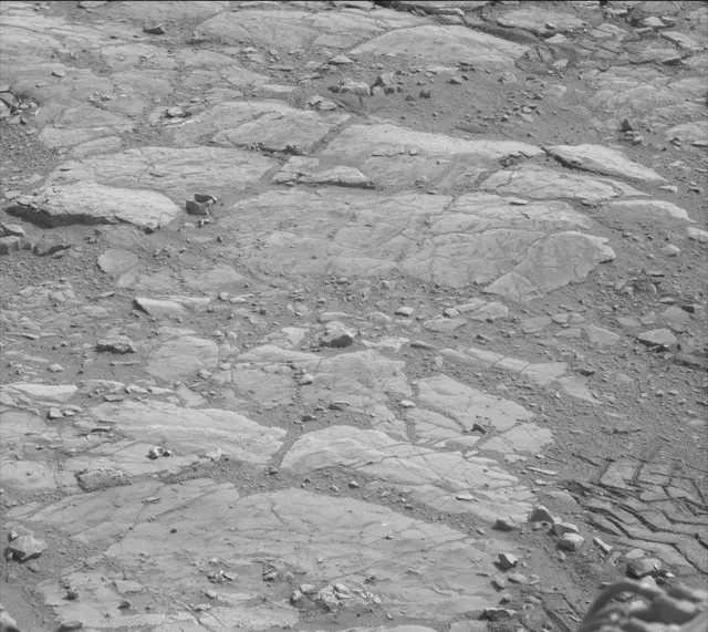 Sol 184: Mast Camera (Mastcam)