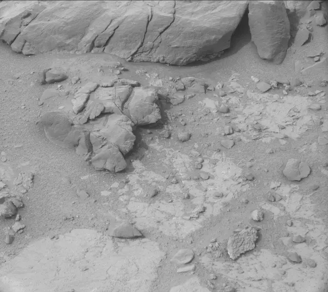 Sol 184: Mast Camera (Mastcam)