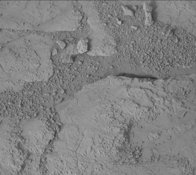 Sol 184: Mast Camera (Mastcam)