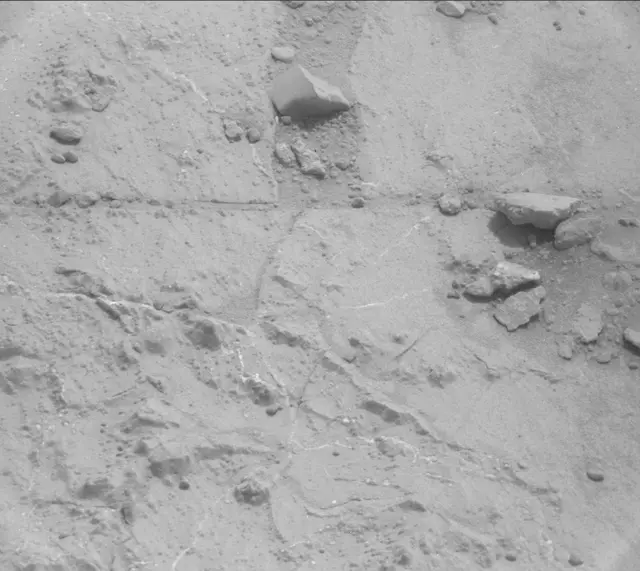 Sol 185: Mast Camera (Mastcam)
