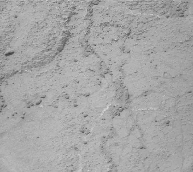 Sol 185: Mast Camera (Mastcam)