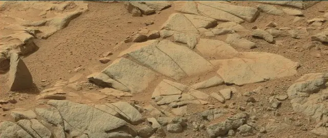 Sol 186: Mast Camera (Mastcam)