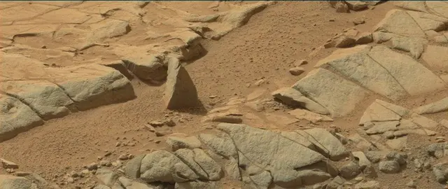 Sol 186: Mast Camera (Mastcam)