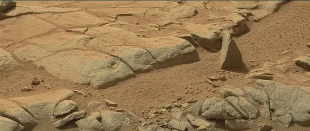 Sol 186: Mast Camera (Mastcam)