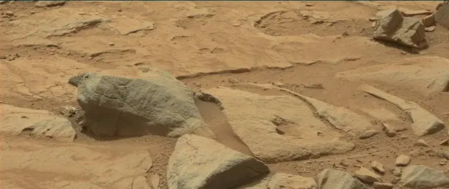 Sol 186: Mast Camera (Mastcam)