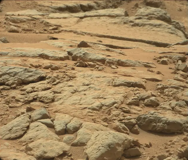 Sol 186: Mast Camera (Mastcam)