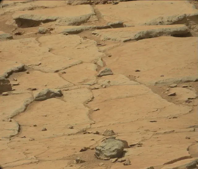 Sol 186: Mast Camera (Mastcam)