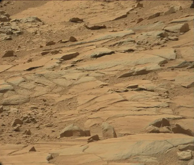 Sol 186: Mast Camera (Mastcam)