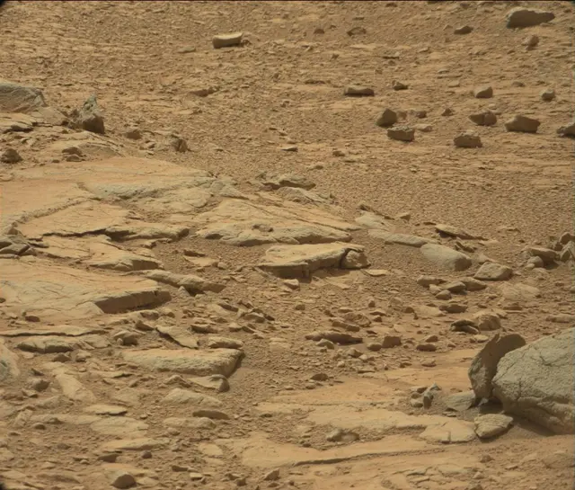 Sol 186: Mast Camera (Mastcam)