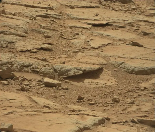 Sol 186: Mast Camera (Mastcam)
