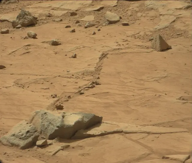 Sol 186: Mast Camera (Mastcam)