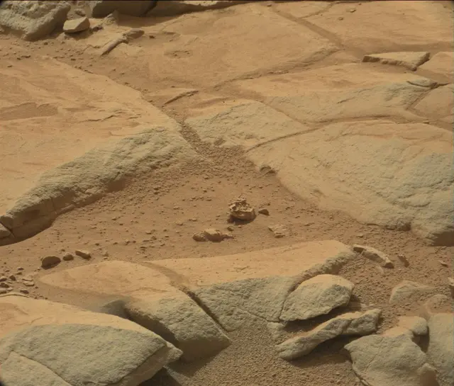 Sol 186: Mast Camera (Mastcam)