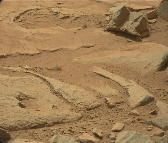 Sol 186: Mast Camera (Mastcam)