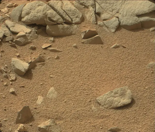 Sol 186: Mast Camera (Mastcam)