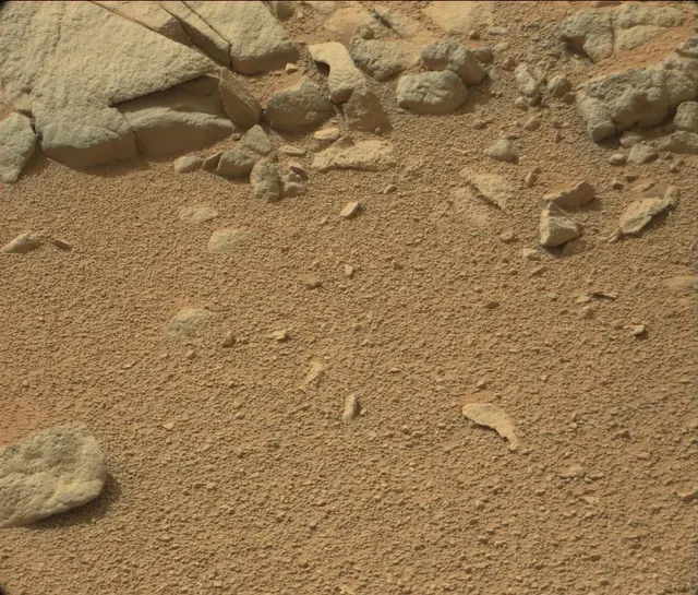Sol 186: Mast Camera (Mastcam)