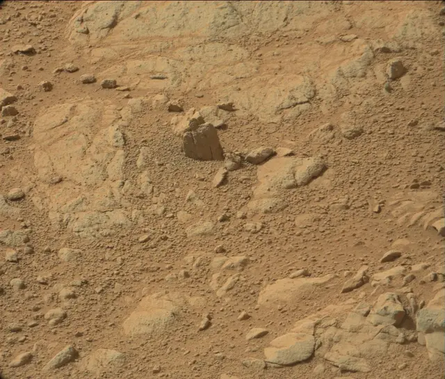 Sol 186: Mast Camera (Mastcam)