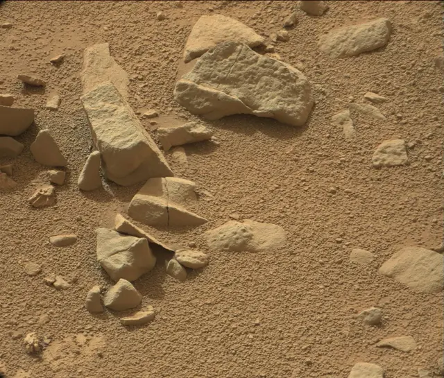 Sol 186: Mast Camera (Mastcam)