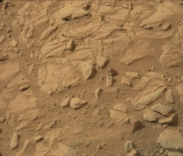 Sol 186: Mast Camera (Mastcam)