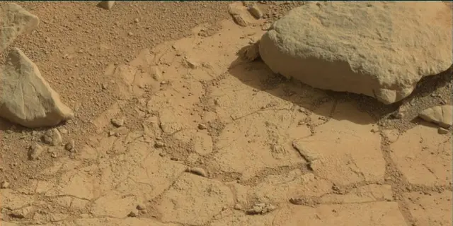 Sol 192: Mast Camera (Mastcam)