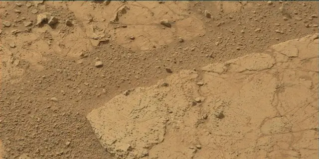 Sol 192: Mast Camera (Mastcam)