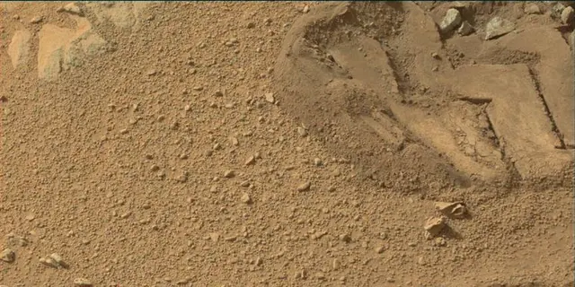Sol 192: Mast Camera (Mastcam)