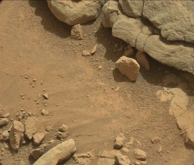 Sol 192: Mast Camera (Mastcam)