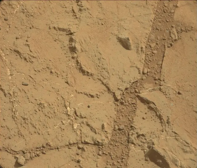 Sol 192: Mast Camera (Mastcam)
