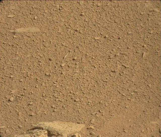 Sol 192: Mast Camera (Mastcam)