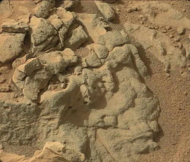 Sol 192: Mast Camera (Mastcam)