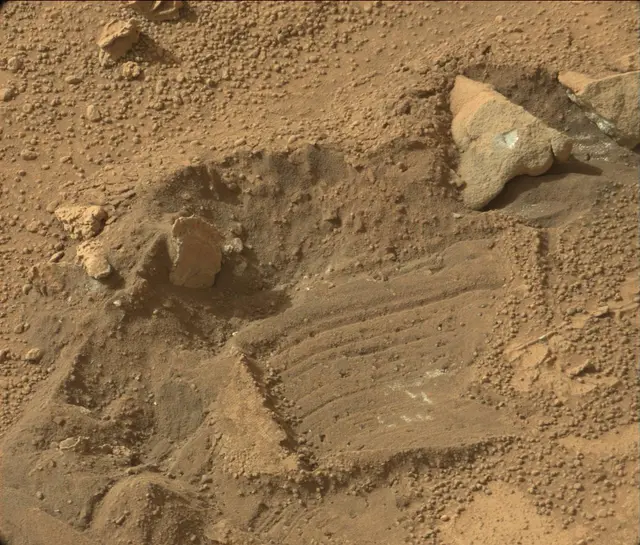 Sol 192: Mast Camera (Mastcam)