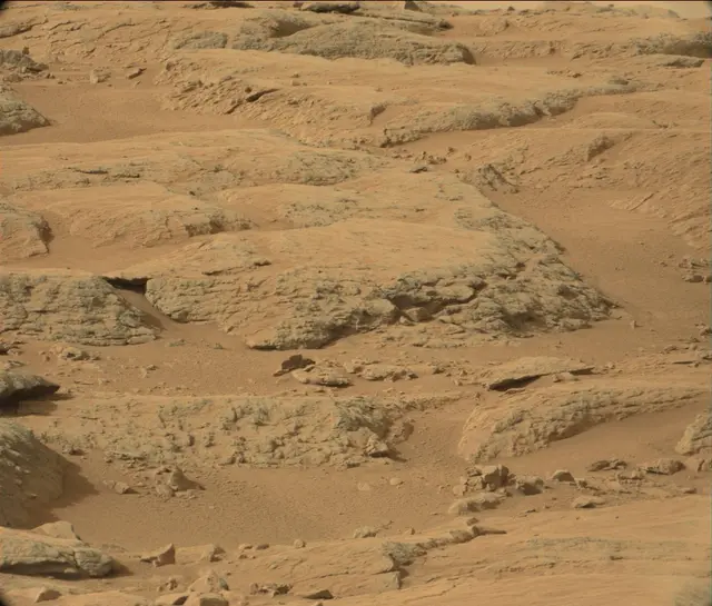 Sol 194: Mast Camera (Mastcam)