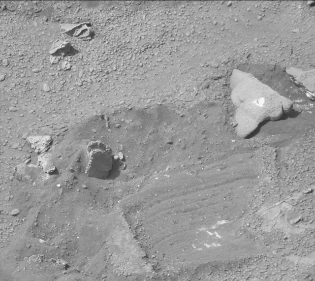Sol 194: Mast Camera (Mastcam)