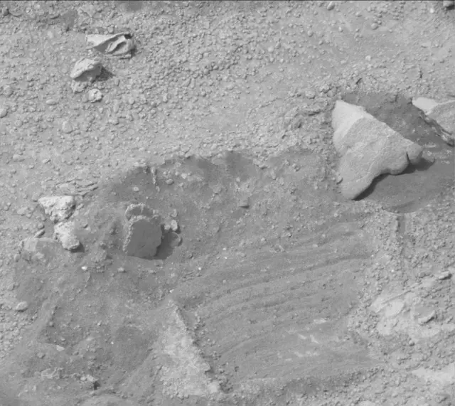 Sol 194: Mast Camera (Mastcam)