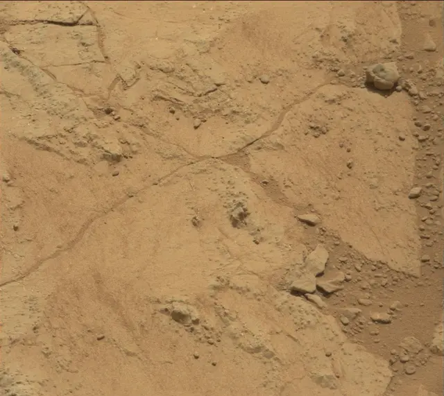 Sol 200: Mast Camera (Mastcam)