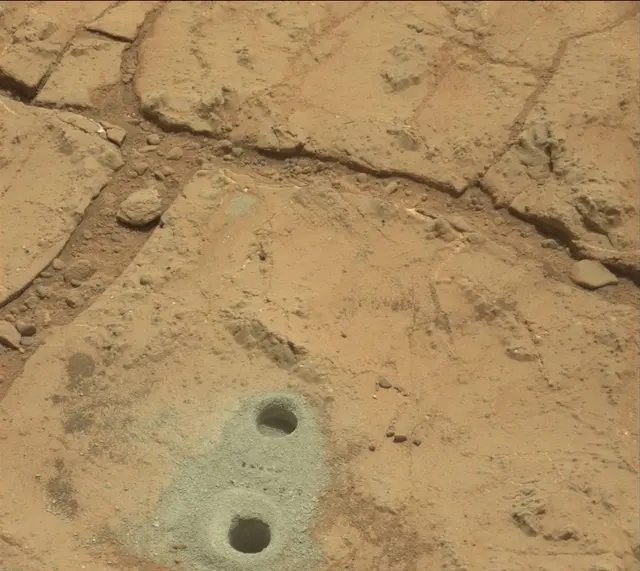 Sol 200: Mast Camera (Mastcam)