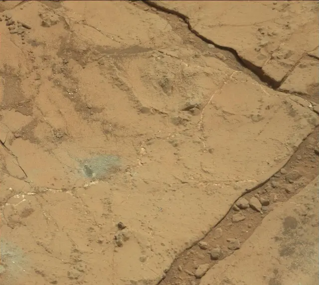 Sol 200: Mast Camera (Mastcam)